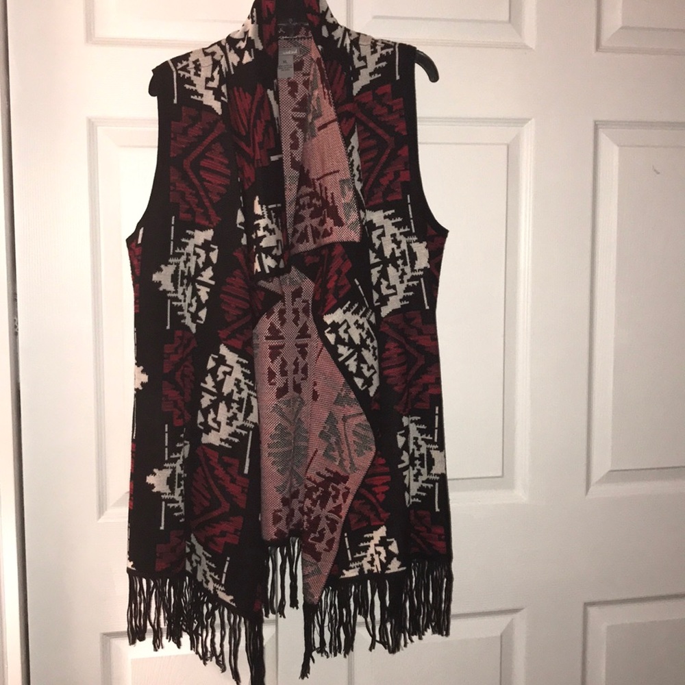 New Directions sleeveless sweater